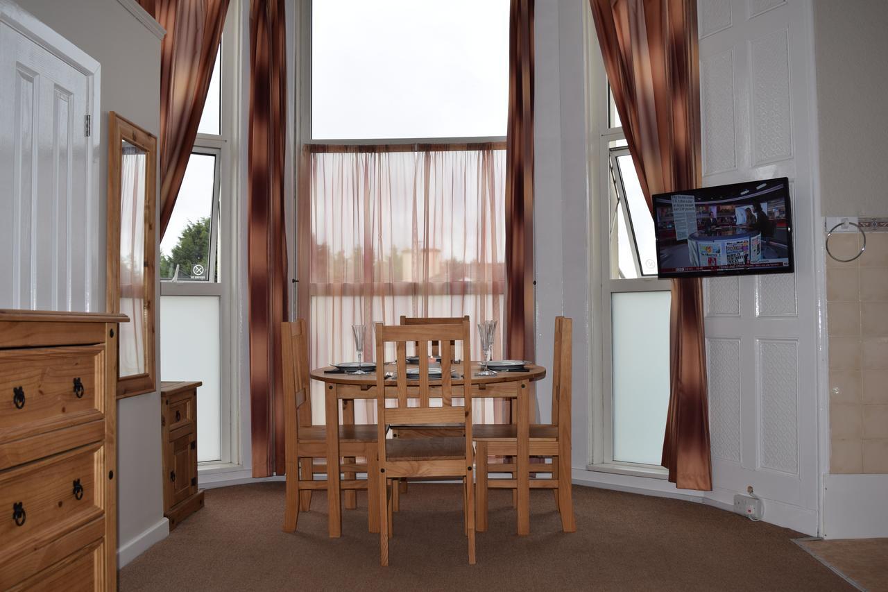 טורקוואי Tor Park Holiday Flatlets מראה חיצוני תמונה